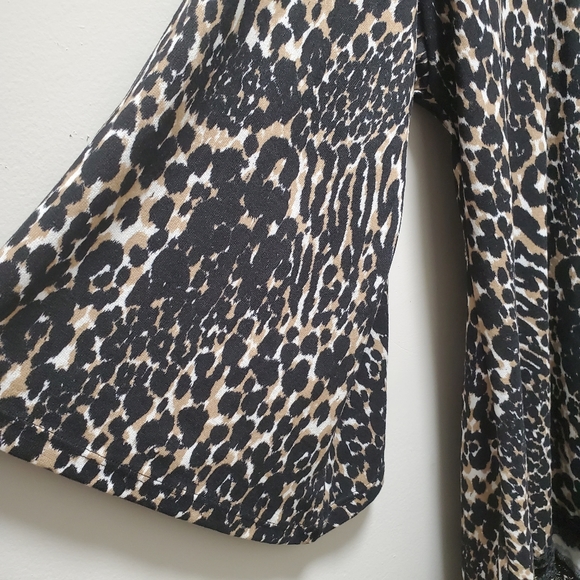 Rodeo Fox | Black & Cream Leopard Velvet - Picture 2 of 7
